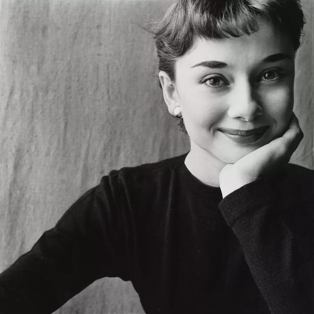 One of Irving Penn's portraits, now on display at the Young.